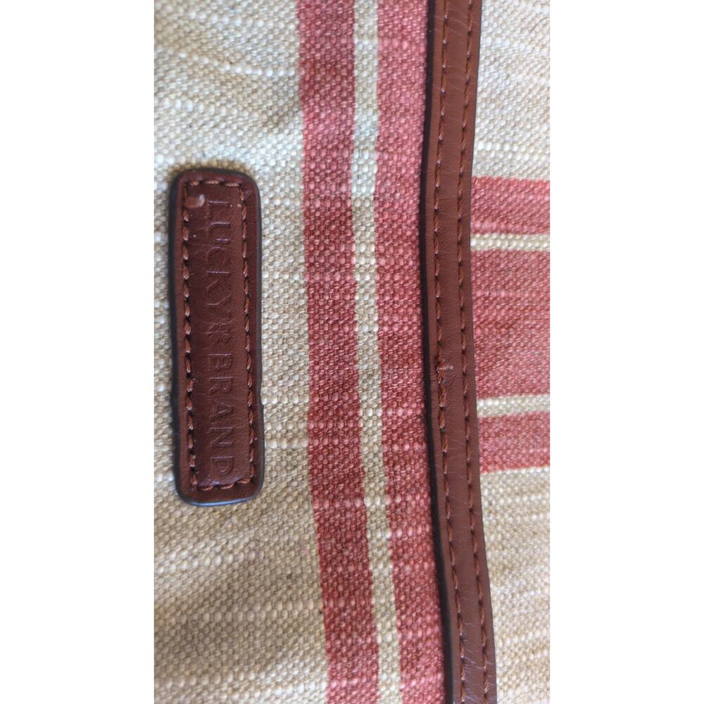 Lucky Brand Fabric Purse with Adjustable Leather Strap, Cream and Coral, ZIpper - Picture 6 of 12